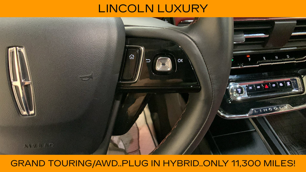 Used 2025 Lincoln Corsair Grand Touring w/ Towing Package AWD/4WD image 33