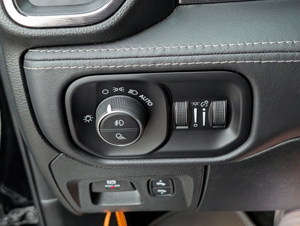 Used 2023 RAM 1500 Limited AWD/4WD image 24