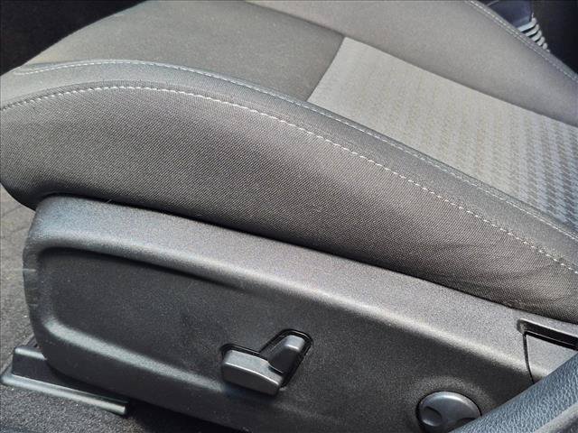 Used 2022 Dodge Charger R/T w/ Navigation & Travel Group RWD image 4
