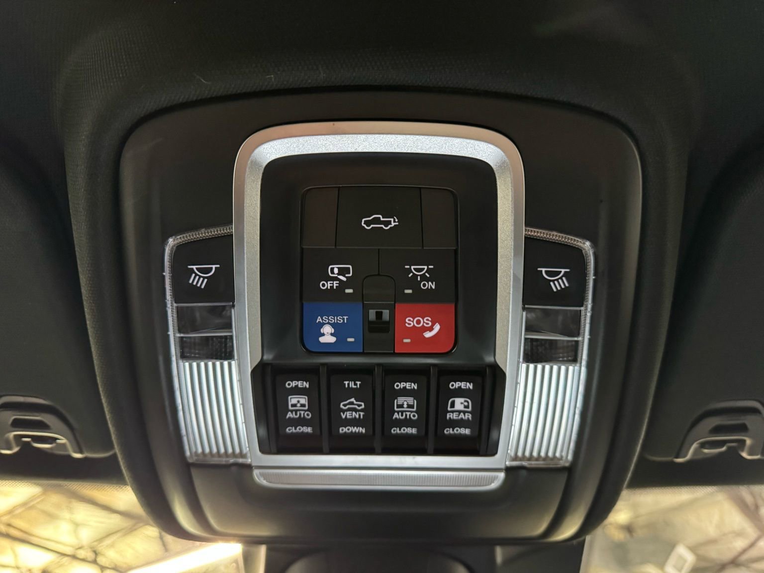 Used 2022 RAM 1500 Laramie w/ G/T Package image 30