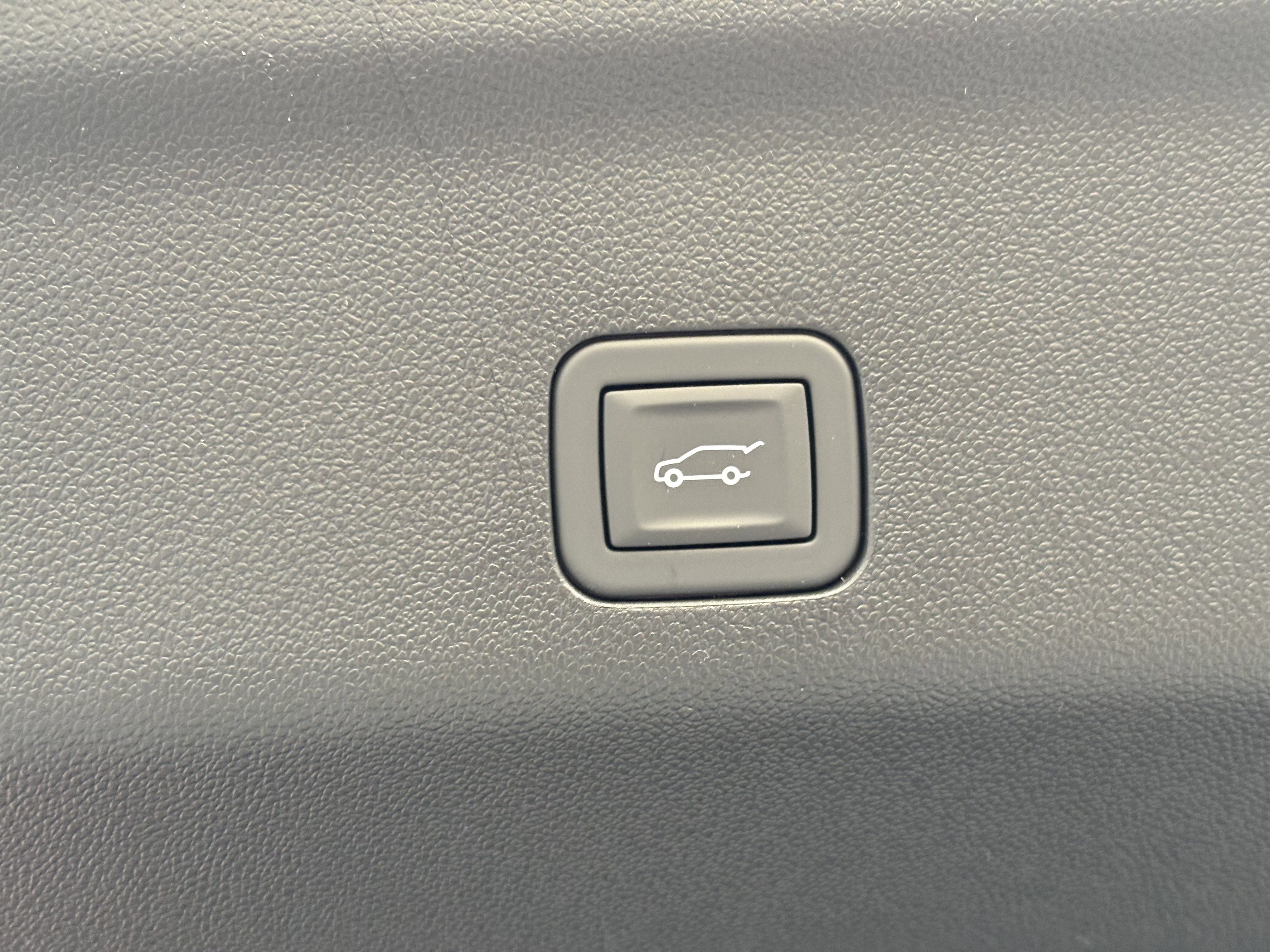 New 2026 Cadillac Escalade Luxury image 11