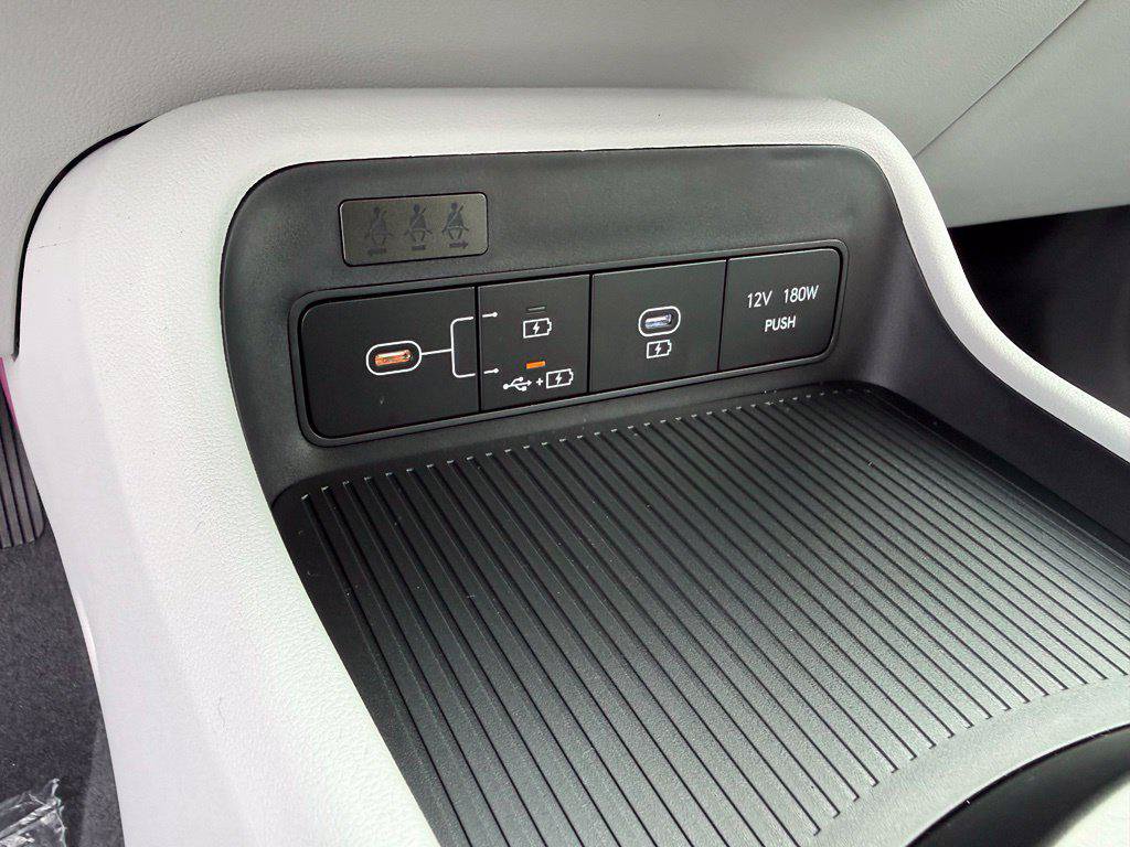 New 2027 Hyundai Kona SE AWD/4WD image 22