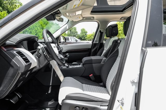 New 2026 Land Rover Discovery Dynamic SE AWD/4WD image 4