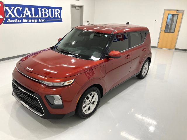 Used 2022 Kia Soul LX w/ Technology Package image 5