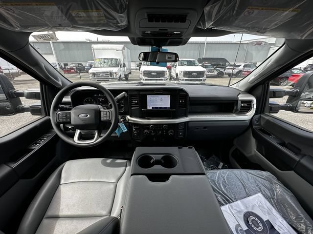 New 2026 Ford F450 XL w/ XL Chrome Package AWD/4WD image 3