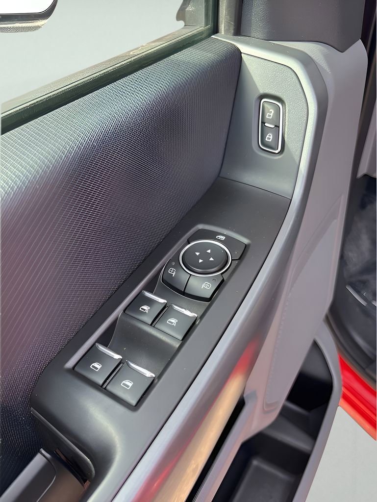 Used 2021 Ford F150 XLT image 19