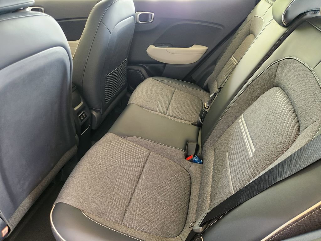 New 2026 Hyundai Venue SEL FWD image 19