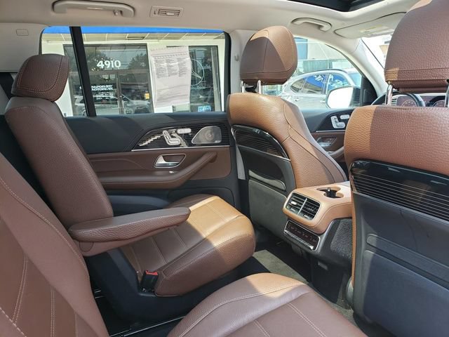 Used 2024 Mercedes-Benz GLS 450 4MATIC image 19