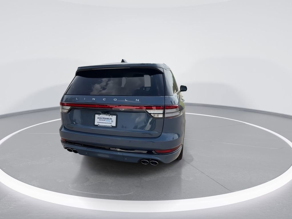 New 2026 Lincoln Aviator Reserve AWD/4WD image 8
