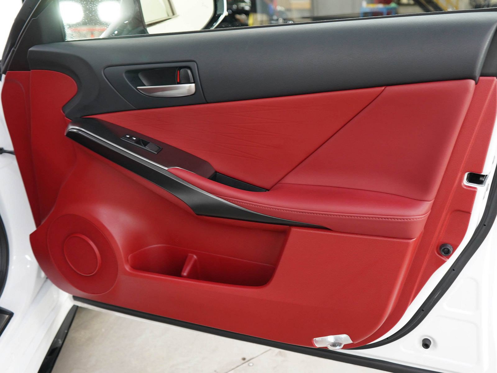 Used 2023 Lexus IS 500 RWD image 9