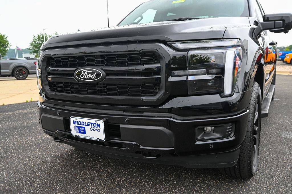 Used 2025 Ford F150 Lariat AWD/4WD image 11