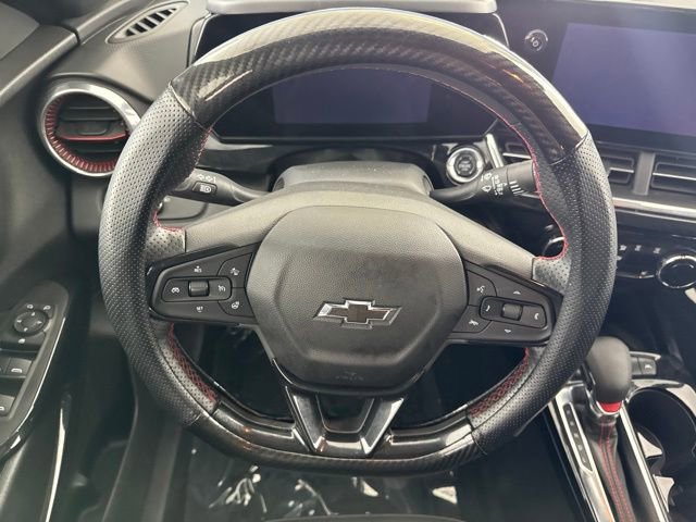 Used 2024 Chevrolet Trax RS w/ Sunroof Package FWD image 23