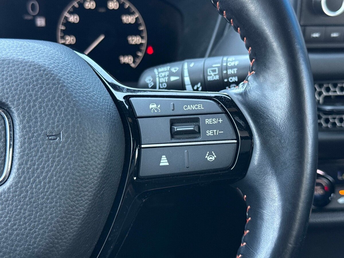 Used 2025 Honda HR-V Sport image 28