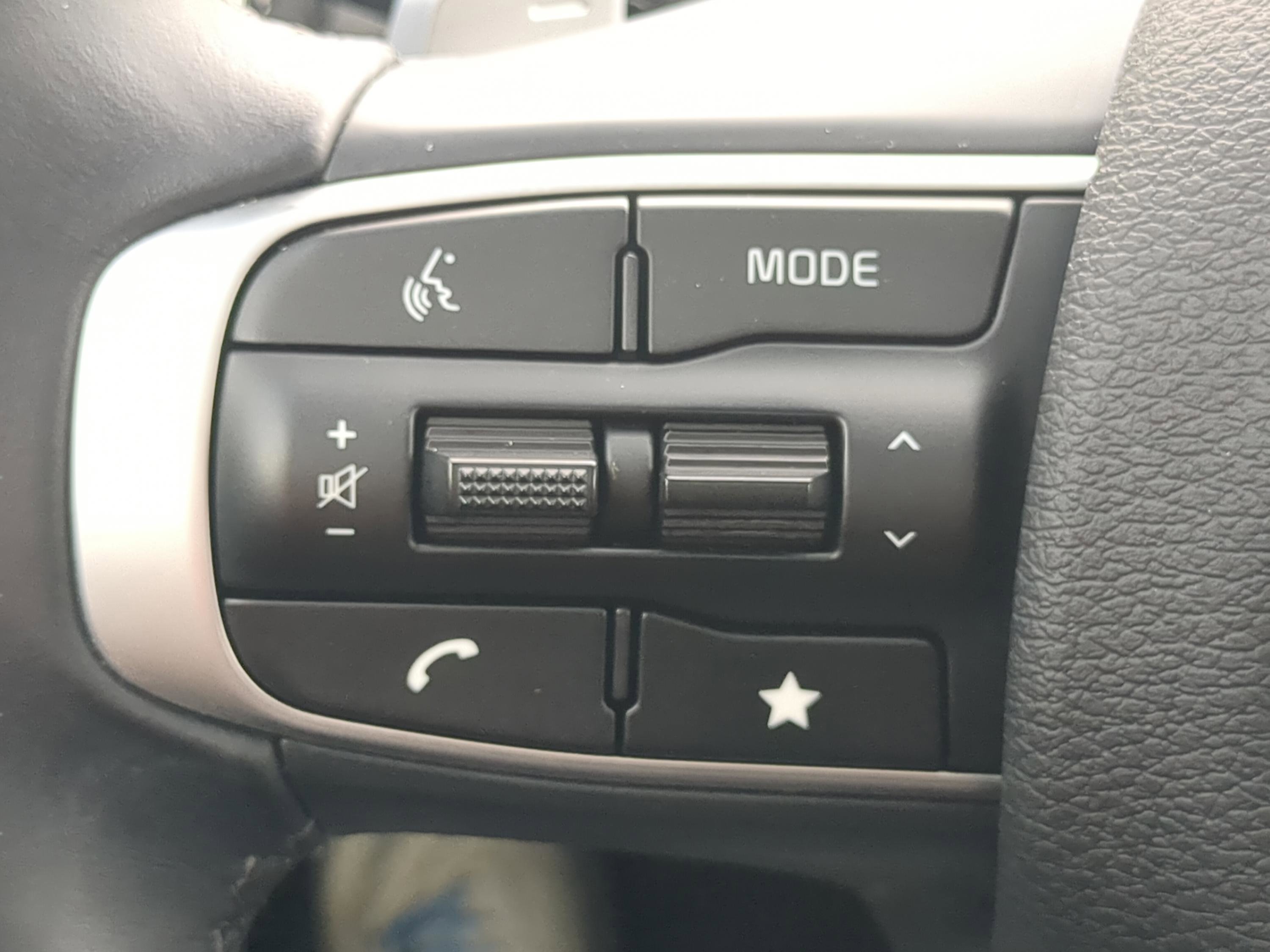 Certified 2023 Kia Sportage EX AWD/4WD image 20