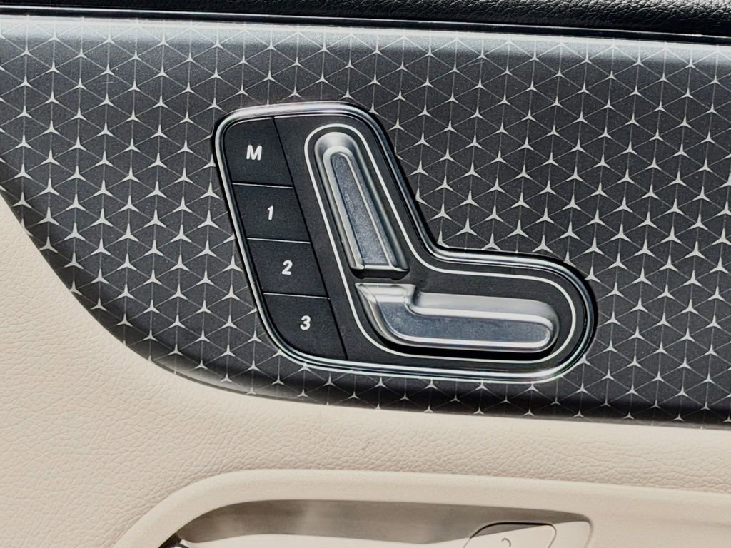 Certified 2026 Mercedes-Benz GLB 250 image 18