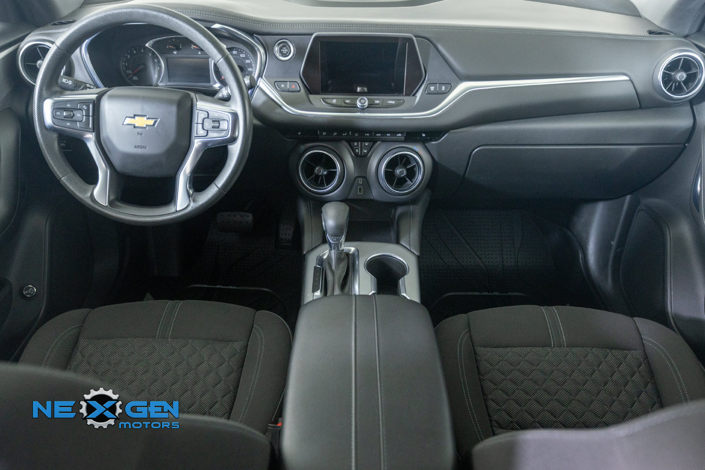 Used 2021 Chevrolet Blazer LT FWD image 4