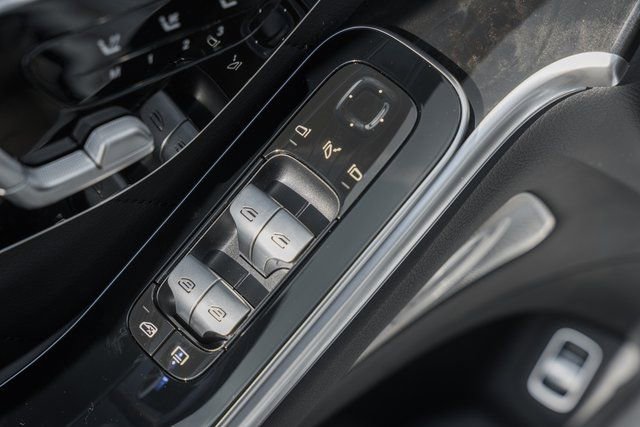 New 2026 Mercedes-Benz S 580 4MATIC Sedan image 40