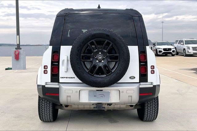 Certified 2023 Land Rover Defender 90 S image 4
