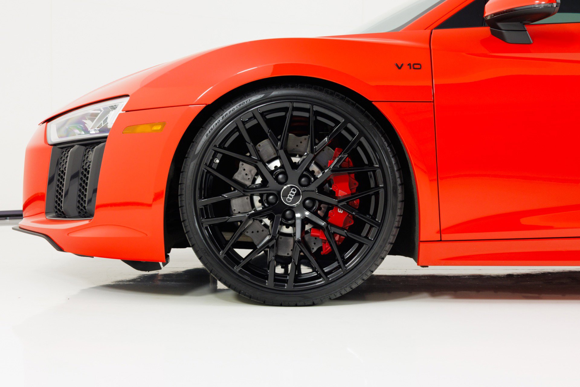 Used 2017 Audi R8 V10 AWD/4WD image 9