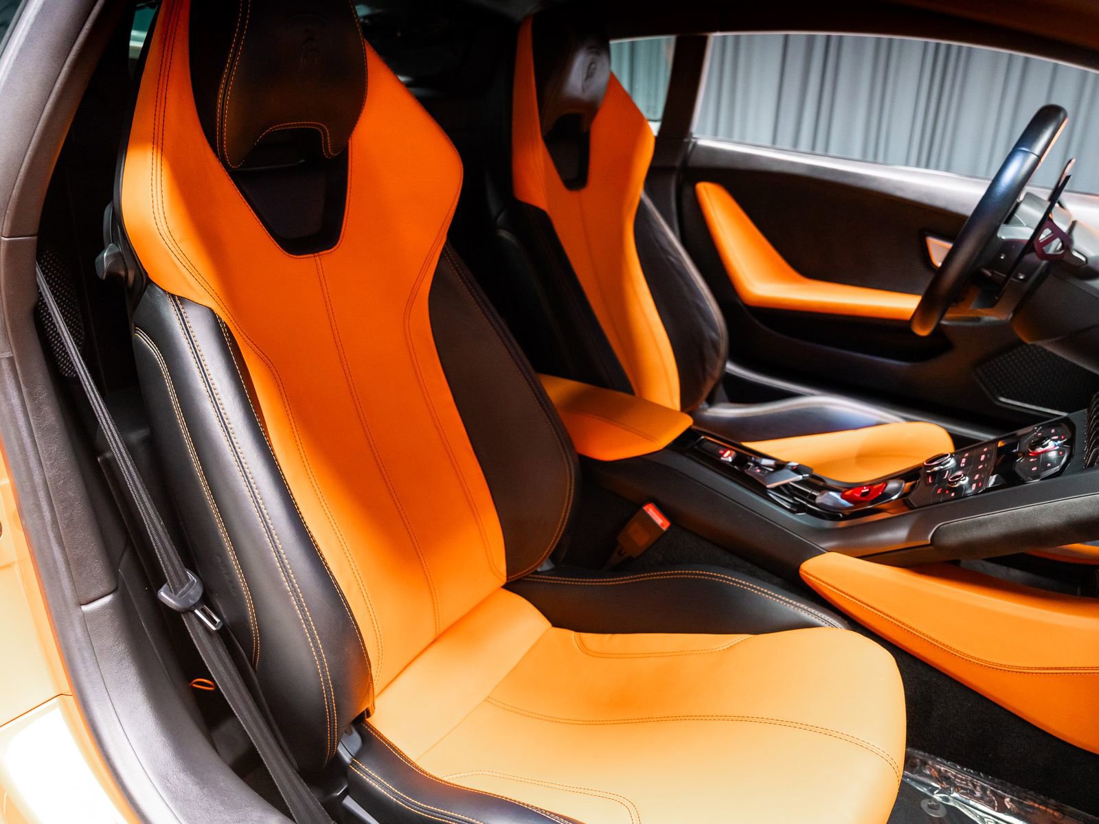 Used 2015 Lamborghini Huracan LP 610-4 image 64