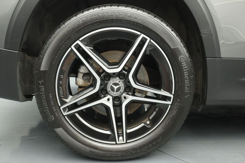 Used 2021 Mercedes-Benz GLB 250 4MATIC image 15