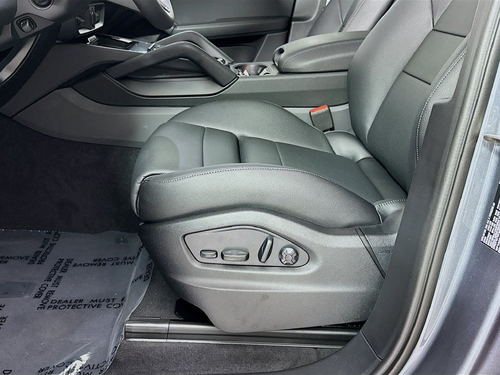 New 2026 Porsche Cayenne AWD/4WD image 22