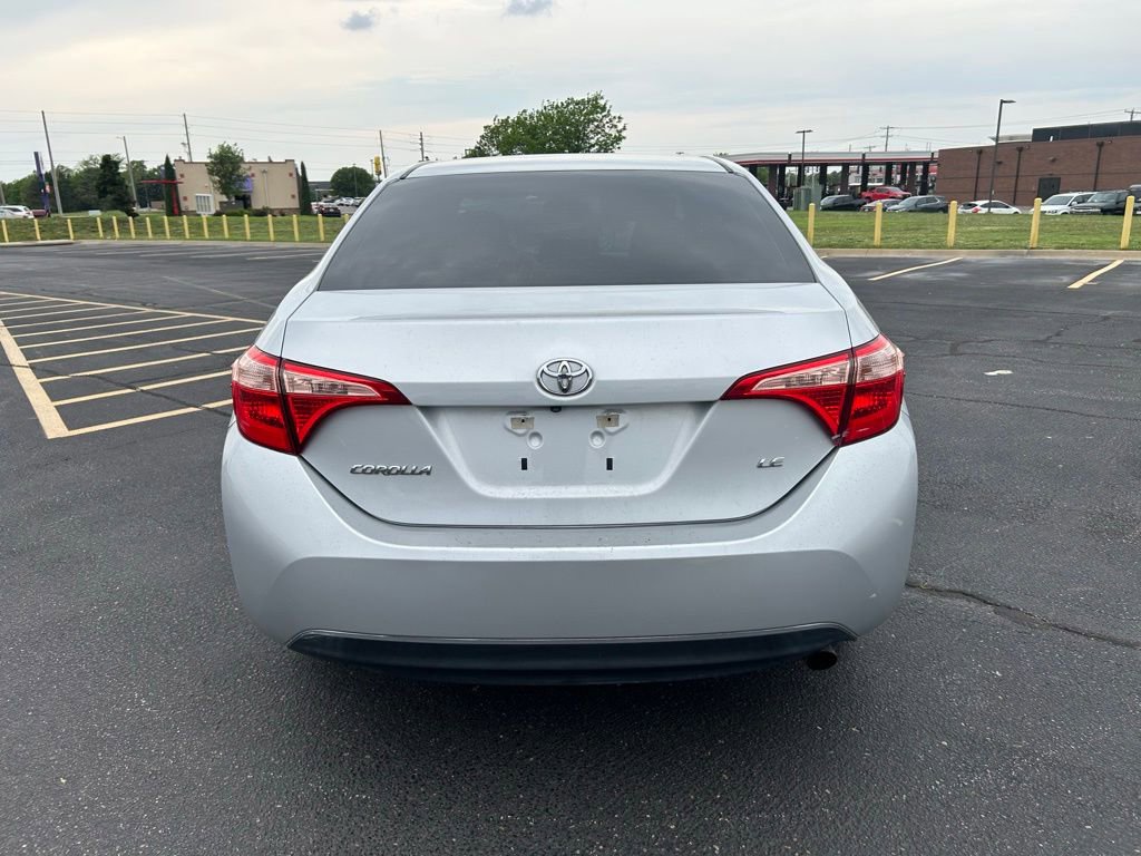 Used 2018 Toyota Corolla LE FWD image 10