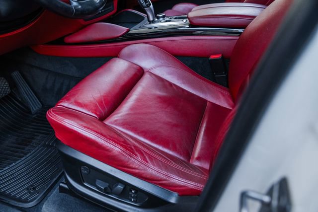 Used 2012 BMW X5 M image 62