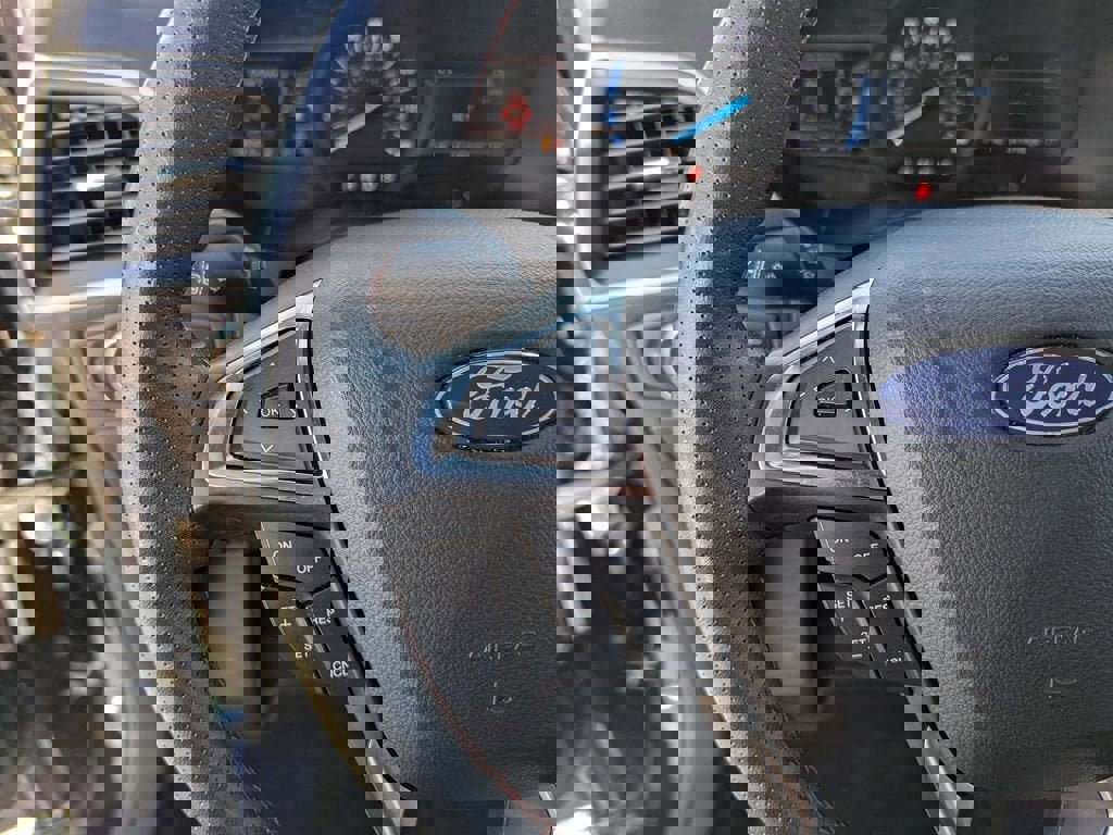 Used 2023 Ford Edge ST-Line image 26