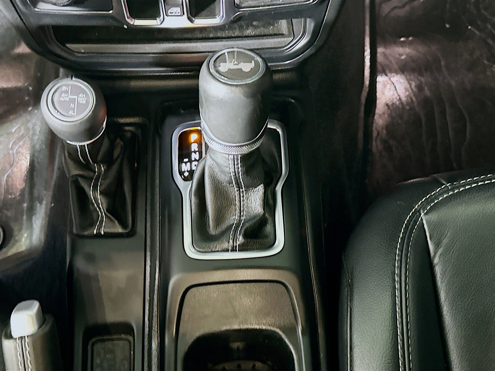 Used 2023 Jeep Wrangler Sahara w/ Cold Weather Group image 24