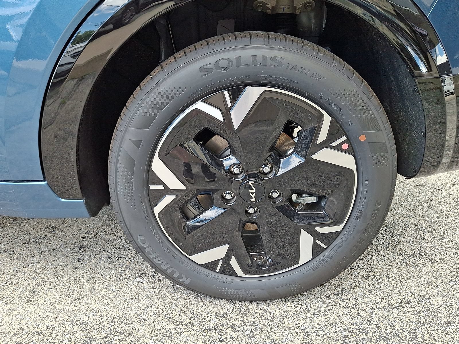 New 2026 Kia Niro Wind w/ Wind Preserve Package FWD image 10