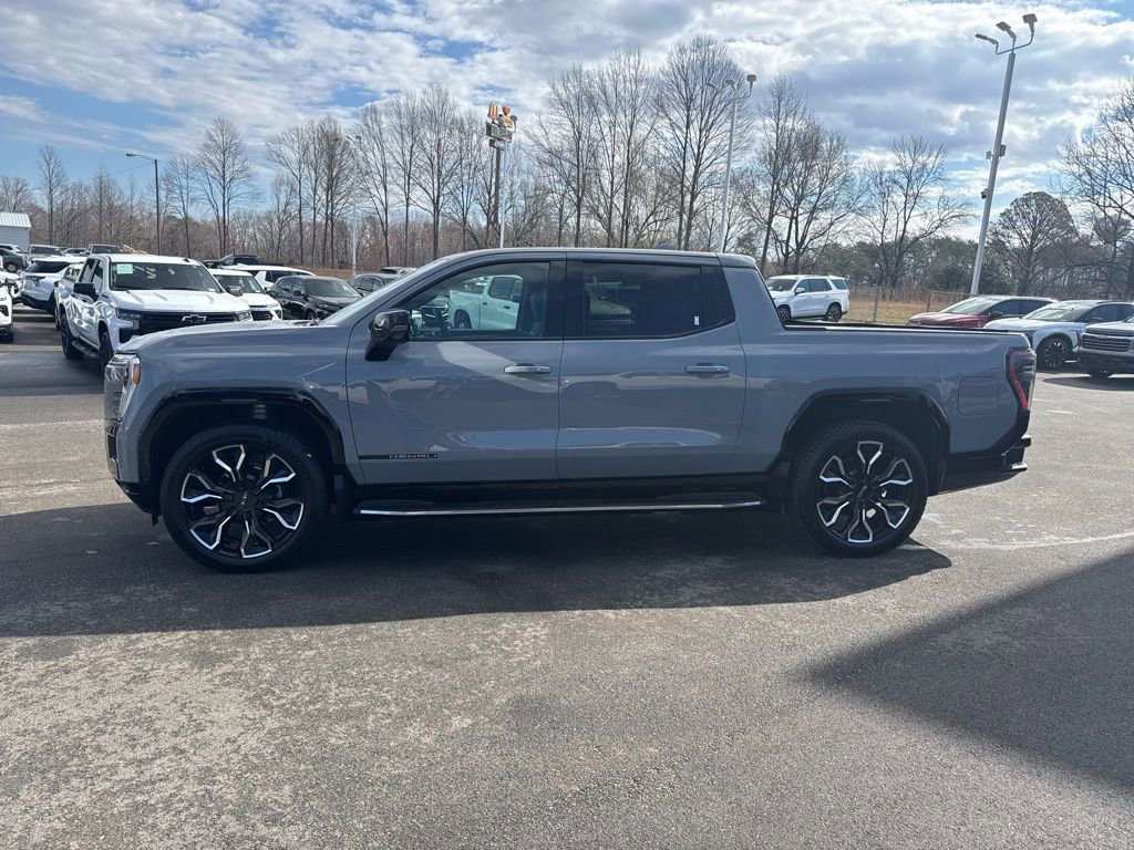 Used 2024 GMC Sierra EV Denali image 2