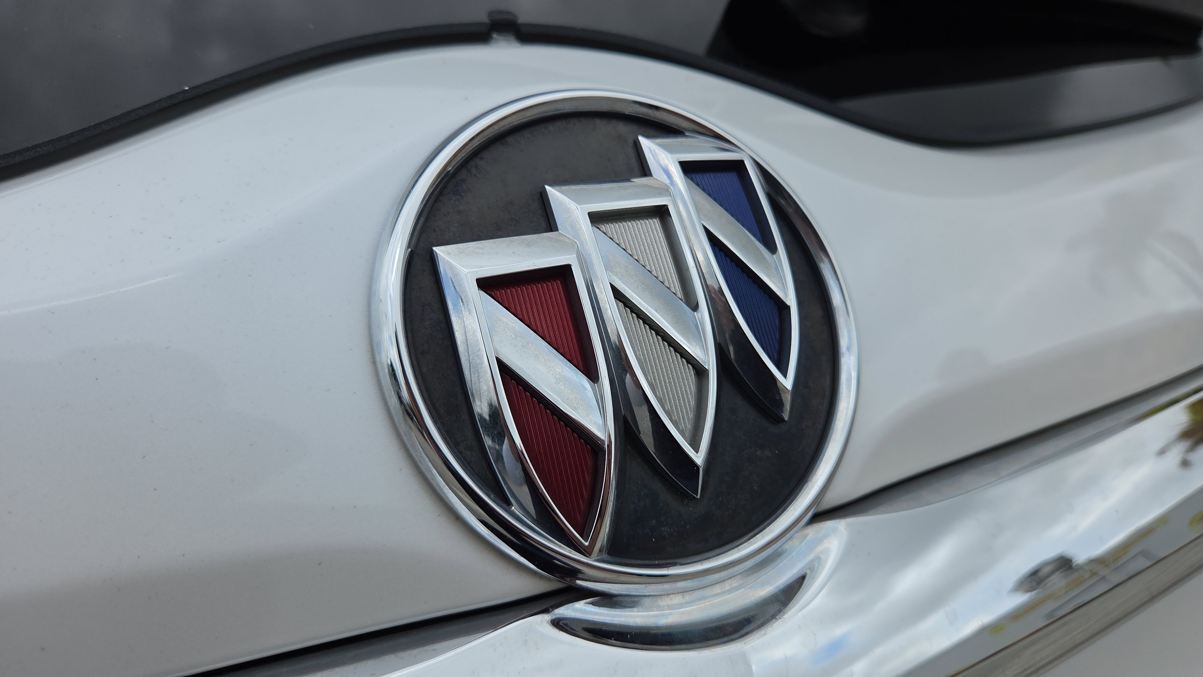 Used 2019 Buick Enclave Essence FWD image 35