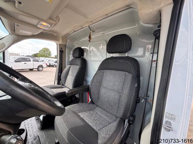 Used 2020 RAM ProMaster 2500 w/ Premium Appearance Group image 21
