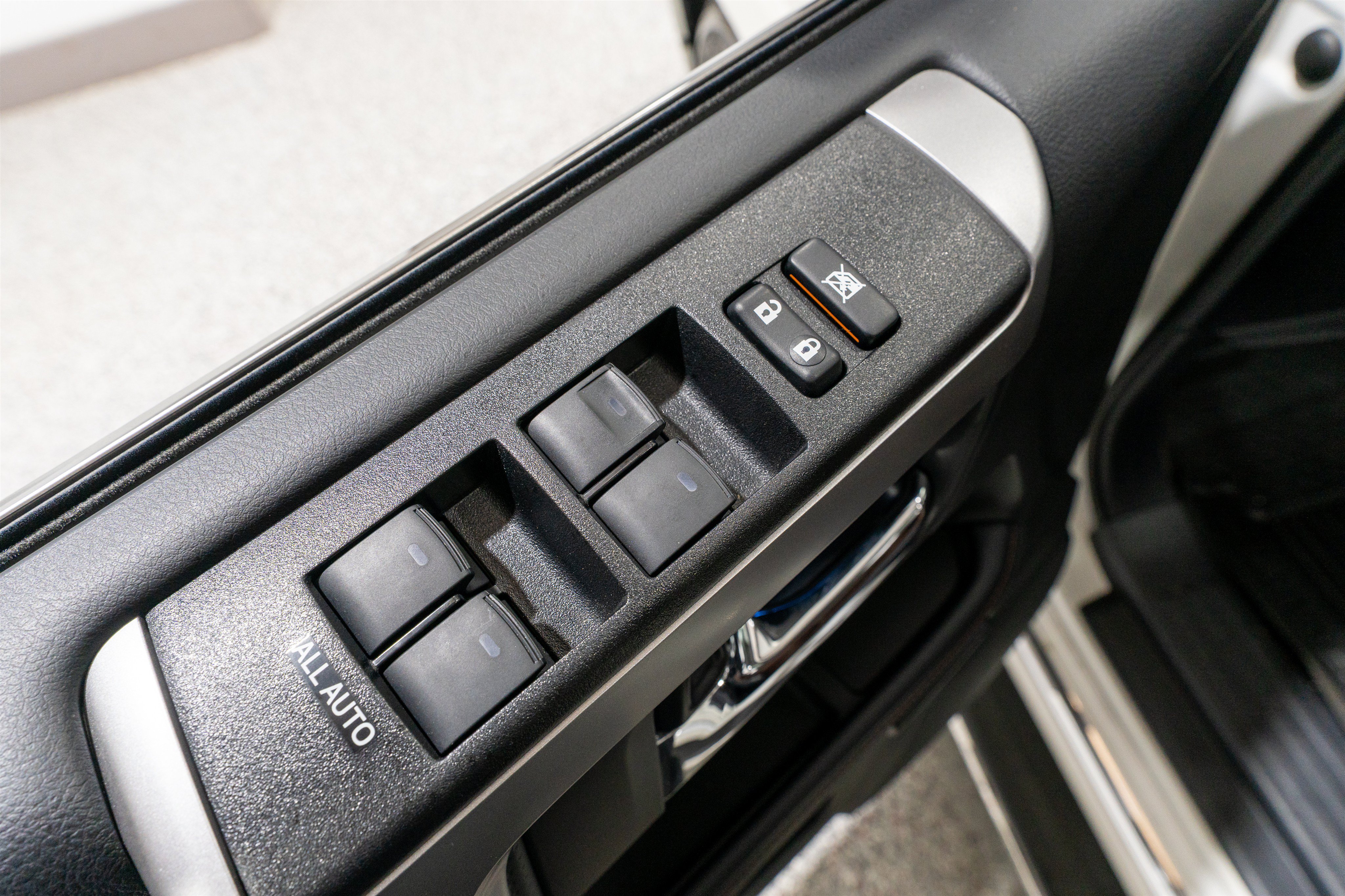 Used 2023 Toyota 4Runner Limited RWD image 14