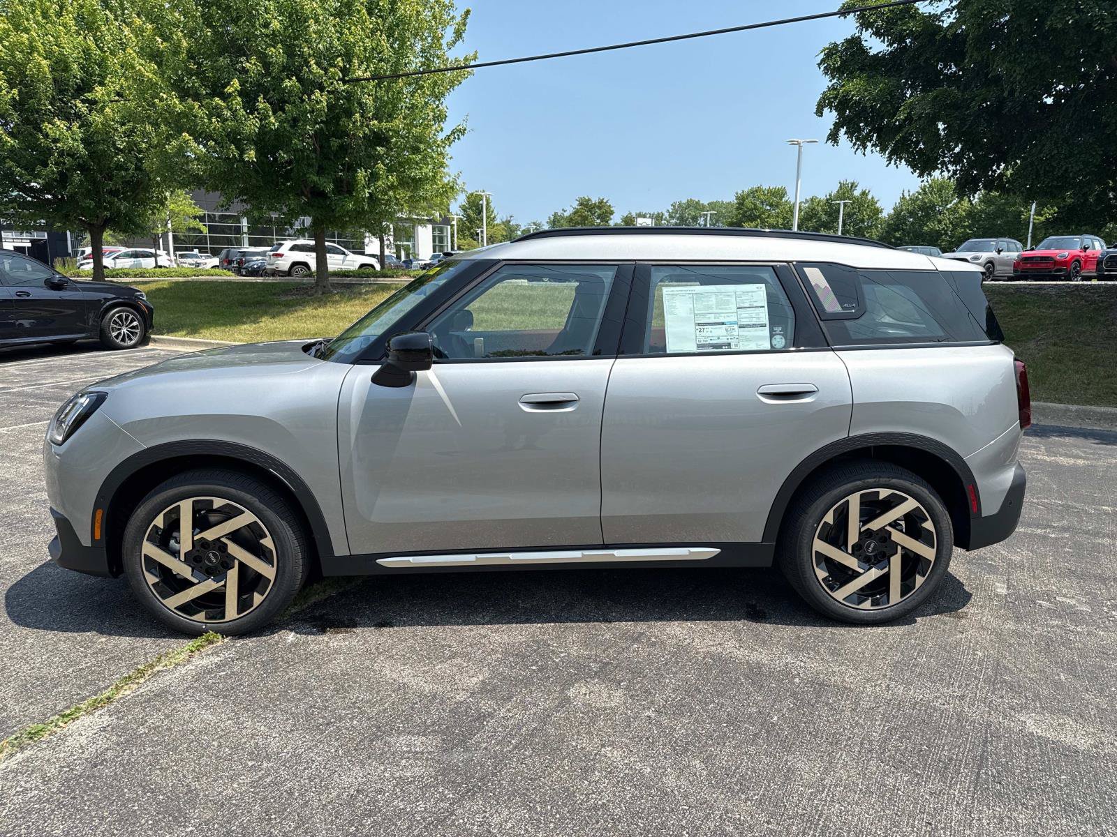 Certified 2025 MINI Cooper Countryman S AWD/4WD image 2