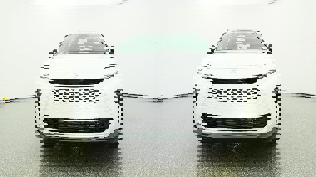 New 2026 Toyota Crown Signia AWD/4WD image 31