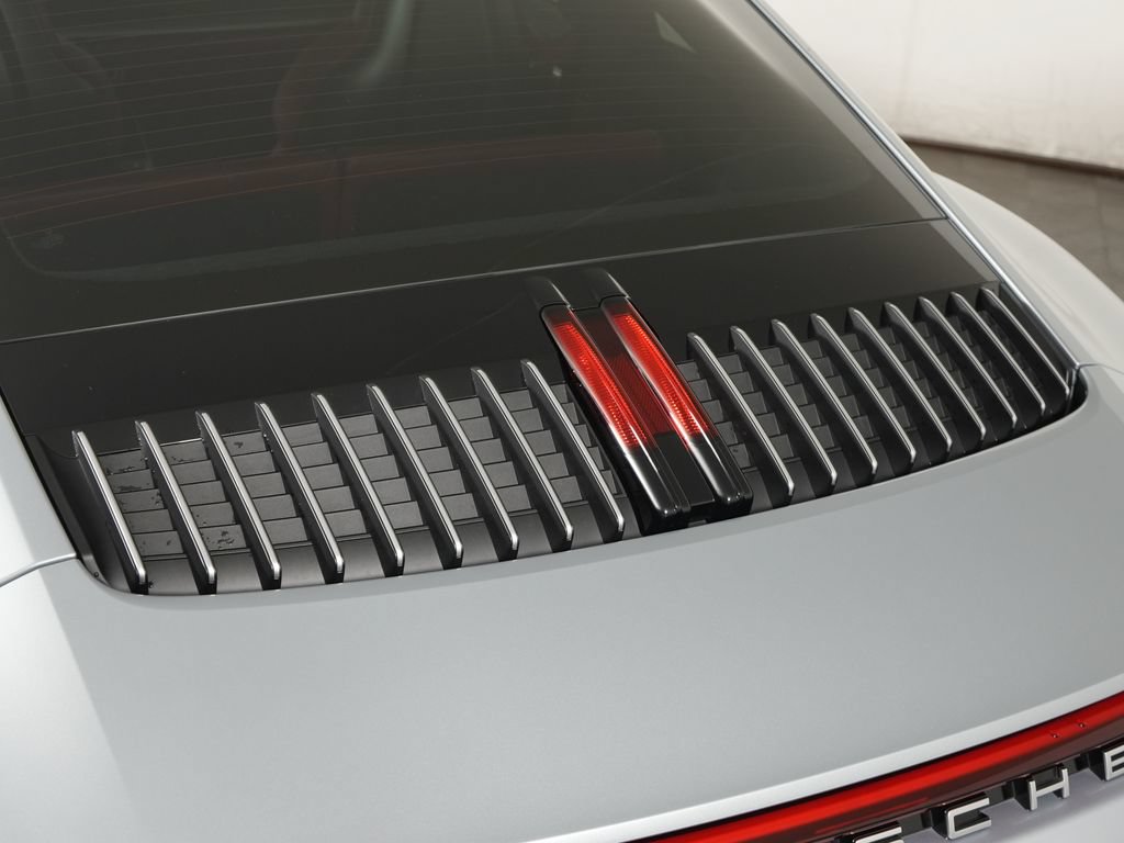 Certified 2022 Porsche 911 Carrera 4 AWD/4WD image 14