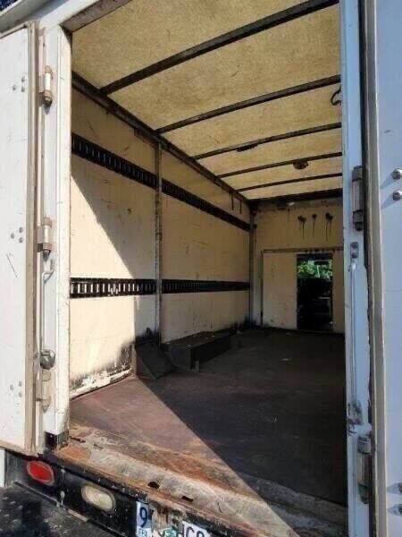 Used 2015 Ford E-350 and Econoline 350 Super Duty w/ Power Windows & Locks Group image 23