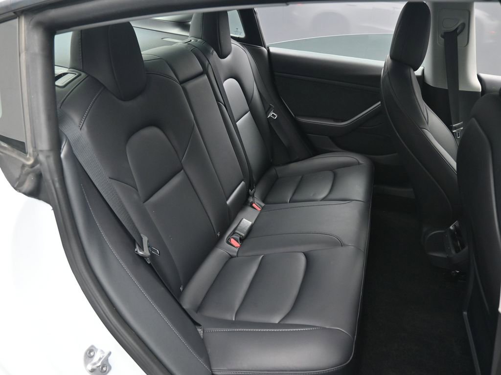 Used 2022 Tesla Model 3 image 29
