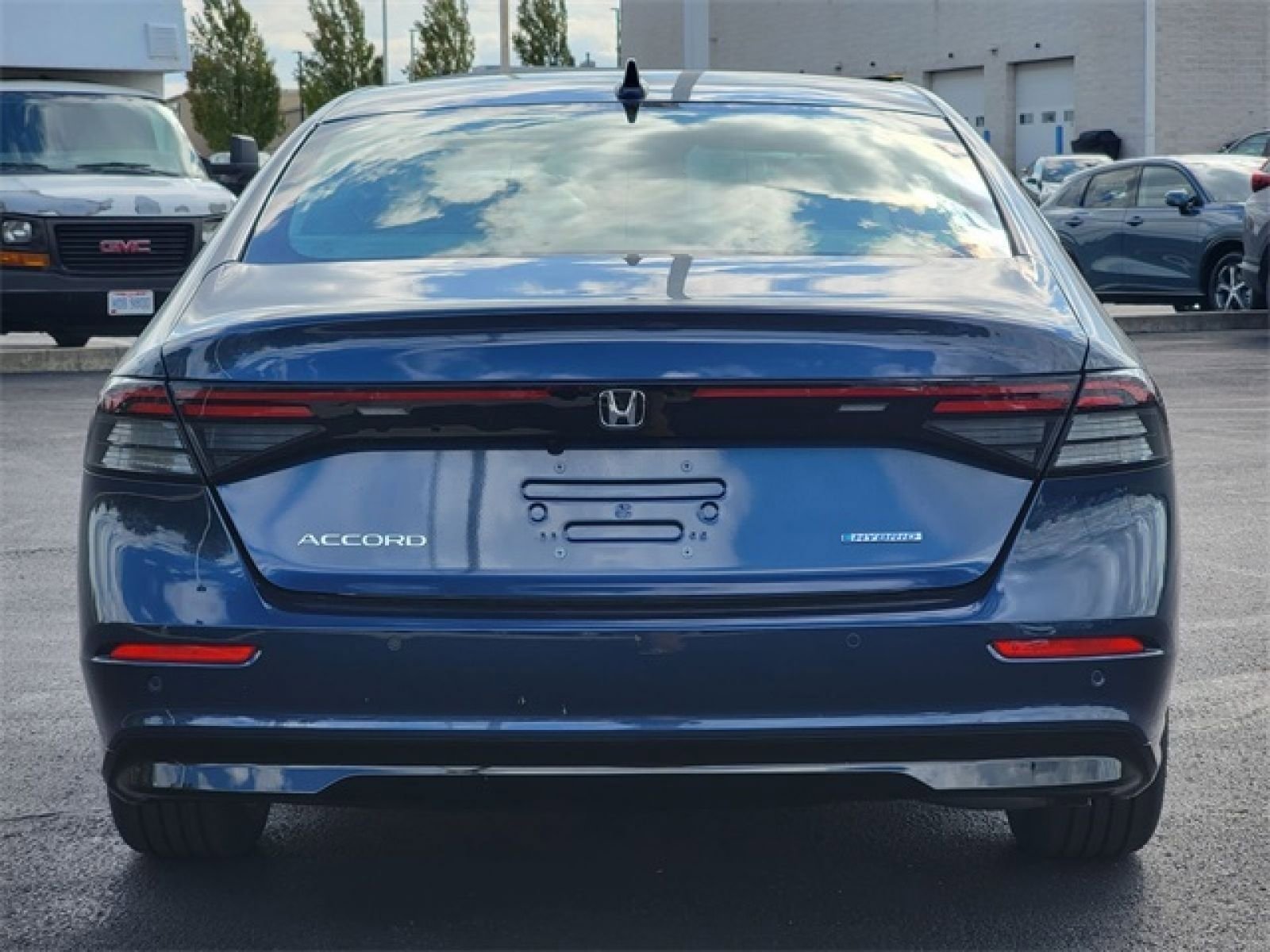 Used 2024 Honda Accord EX-L image 6