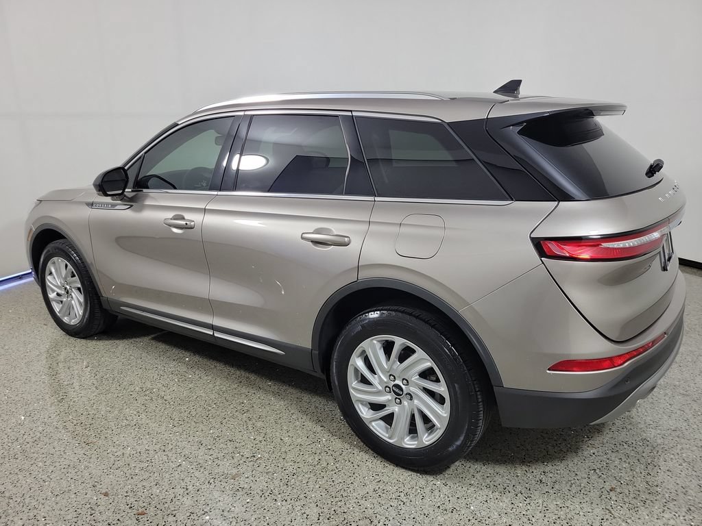Certified 2021 Lincoln Corsair FWD w/ Convenience Package image 3