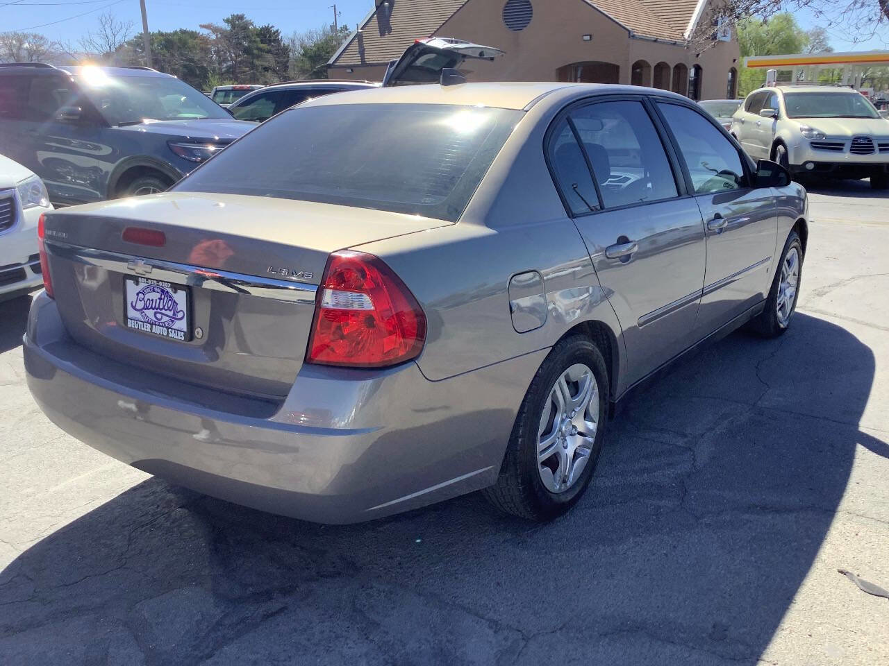Used 2007 Chevrolet Malibu LS FWD image 12
