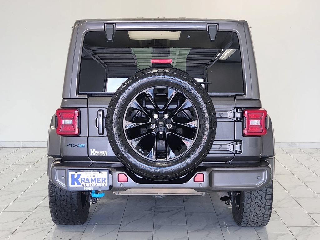 Used 2021 Jeep Wrangler Unlimited Sahara AWD/4WD image 6