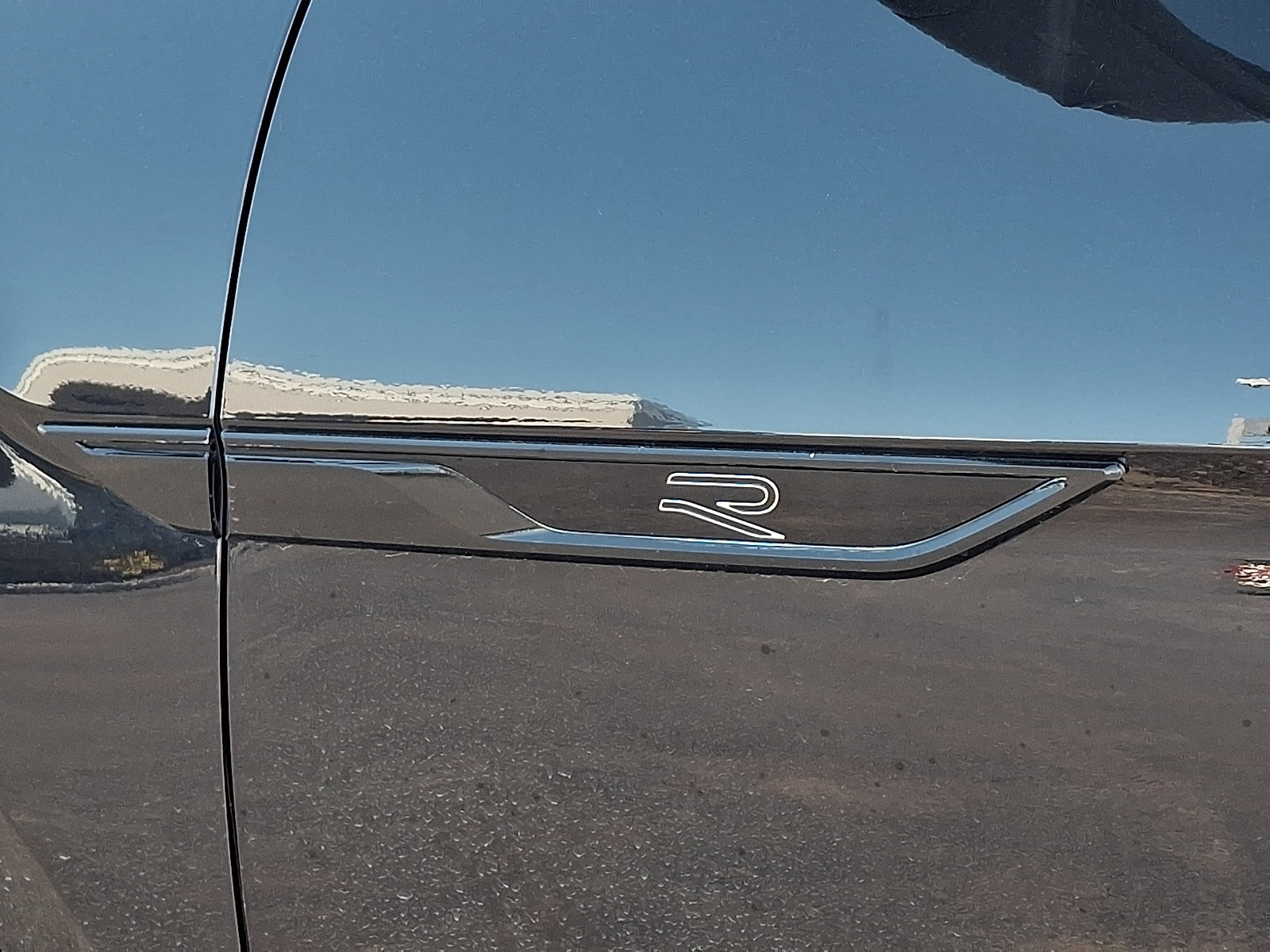 Used 2021 Volkswagen Atlas SEL Premium image 34