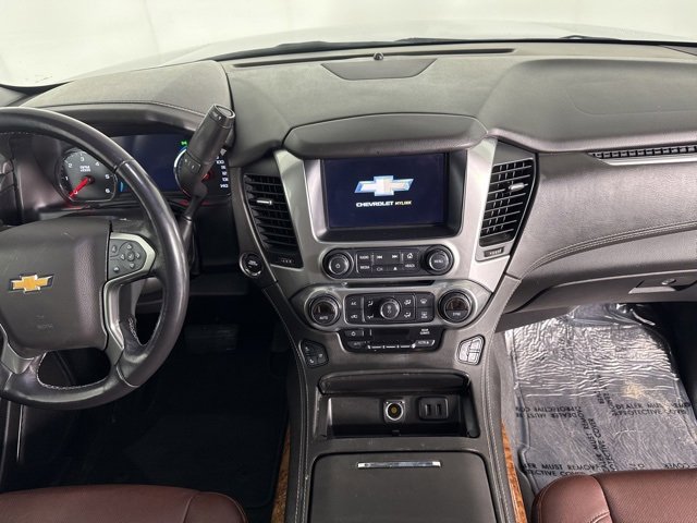 Used 2020 Chevrolet Suburban Premier w/ Premier Plus Edition image 16