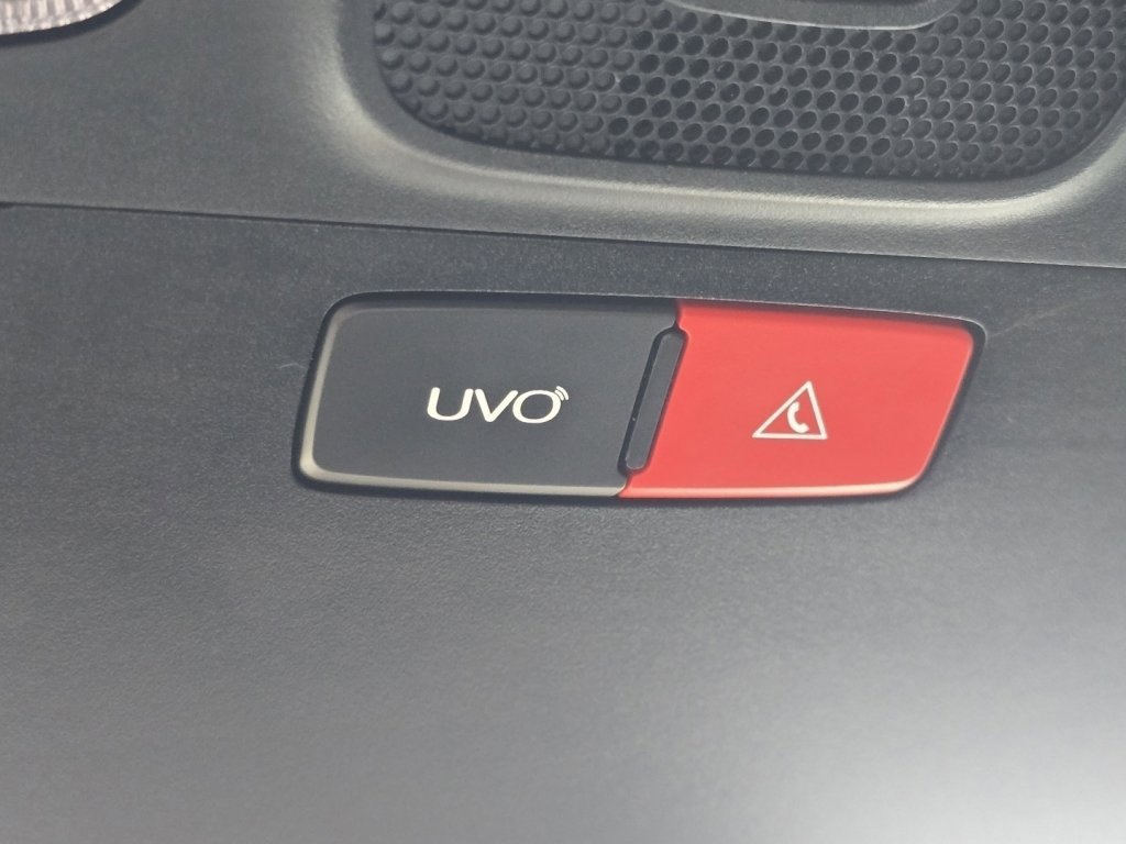 Used 2022 Kia Stinger GT-Line w/ Sun & Sound Package image 27