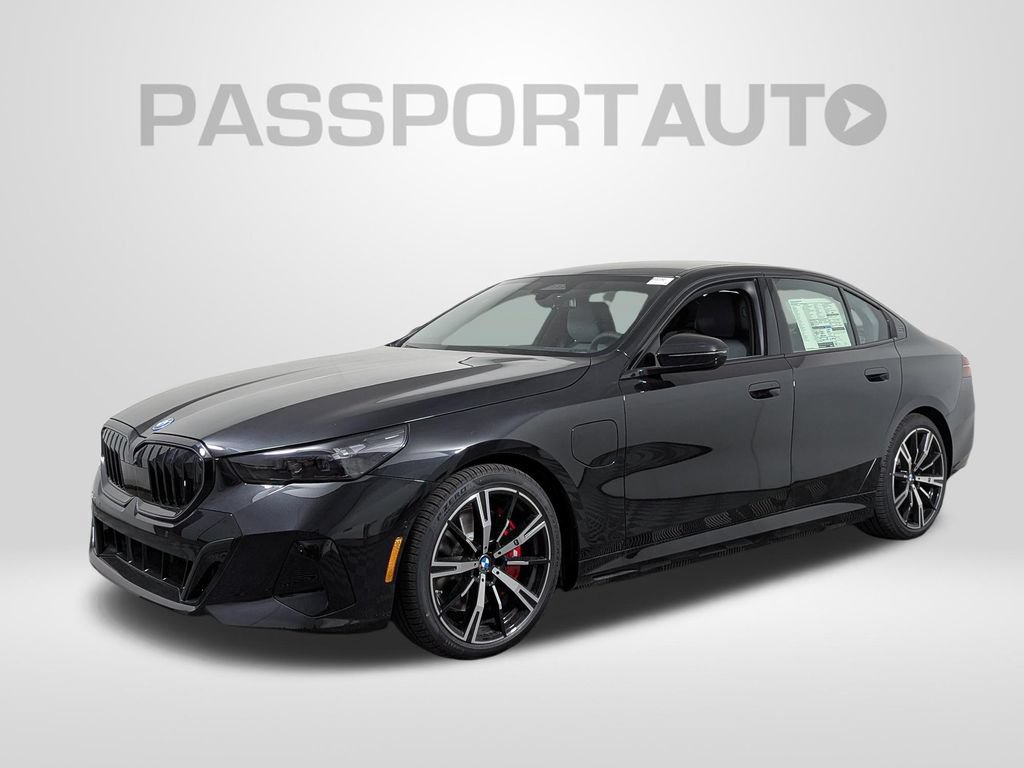 New 2027 BMW 550e xDrive w/ Premium Package AWD/4WD image 1
