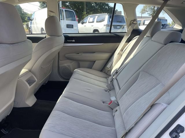 Used 2014 Subaru Outback 2.5i AWD/4WD image 11