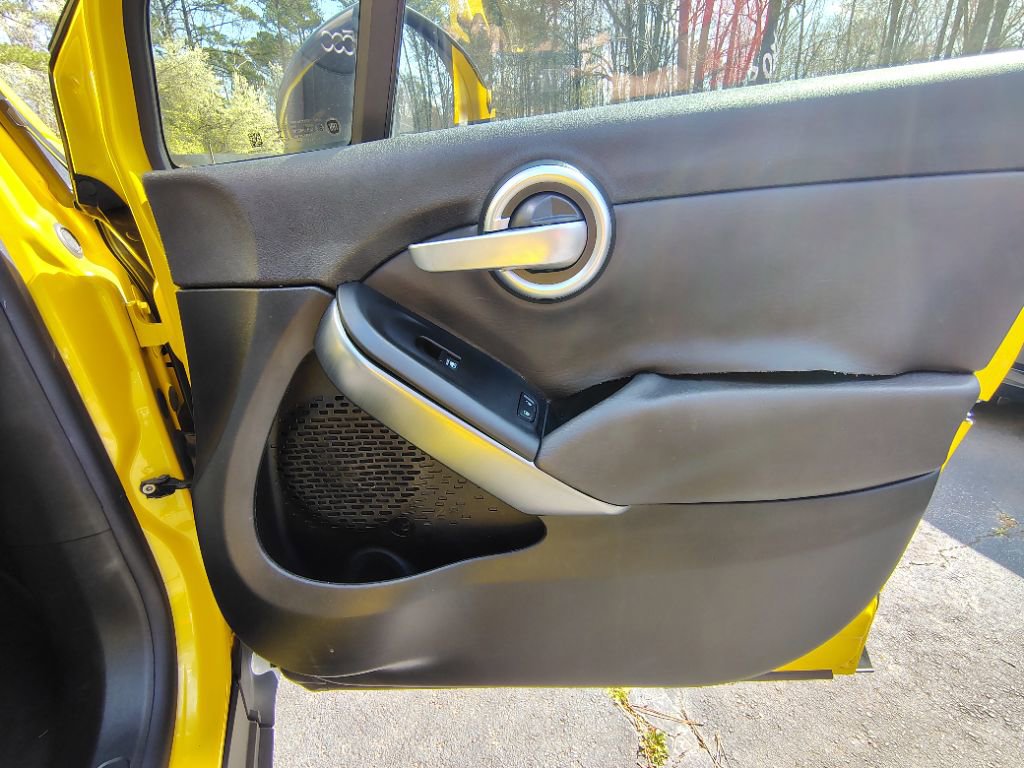 Used 2016 FIAT 500X Lounge image 26